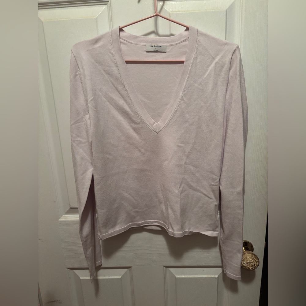 Babaton Light Lavender V-Neck Long Sleeve Tee